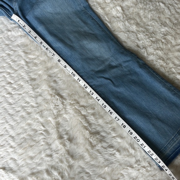 As New! Loft High Rise “THE CURVY KICK CROP” 25 Petite - Picture 5 of 10